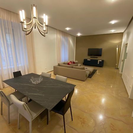 Ferienwohnung Luxury House With Parking Neapel Exterior foto